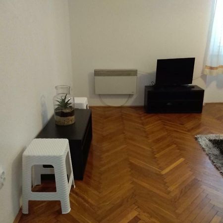 Apartment Giardino Rijeka Exterior photo